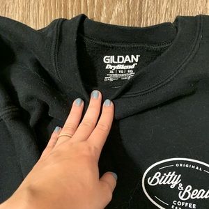 Bitty & Beaus crewneck!